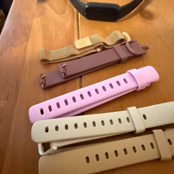 I biked 9 miles with the Fitbit Inspire 3 and Polar Vantage  Fitbit Inspire 3